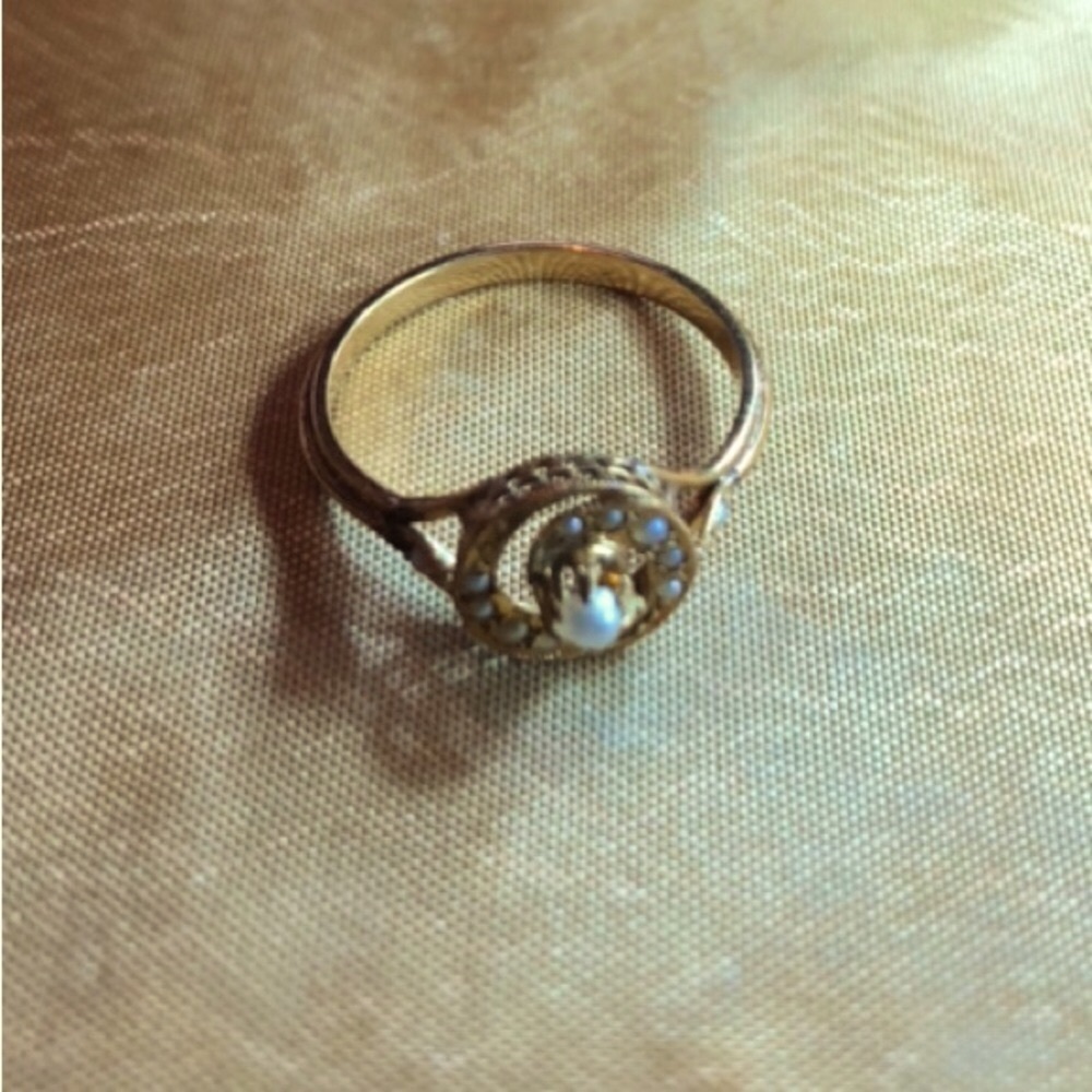 Delicate 14k gold pinky ring size 4.